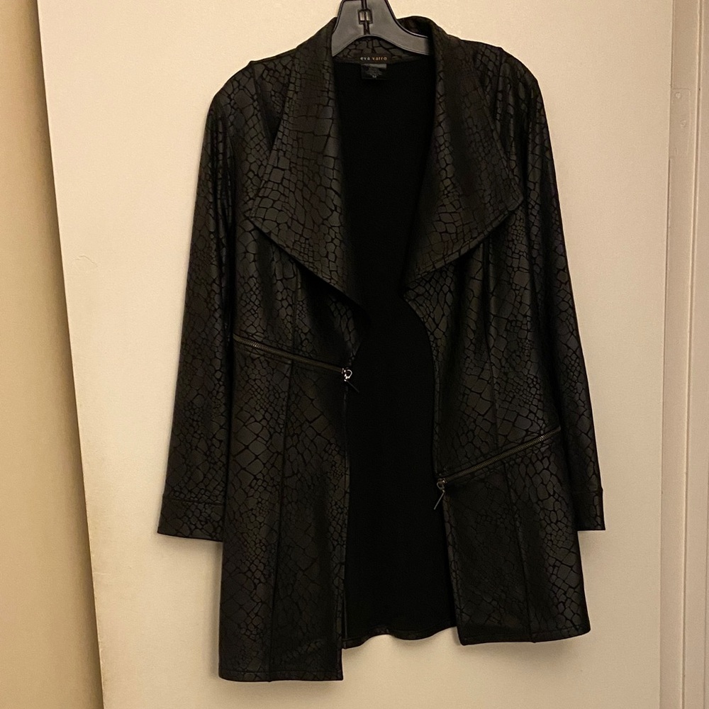 Eva Varro Long Barcelona Jacket- Gator
